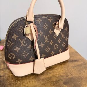 Elegant Brown and Cream Satchel Crossbody